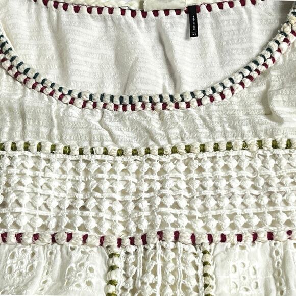 Anthropologie Akemi + Kin Boho Eyelet Knit Sleeveless Top/XS - Picture 8 of 8